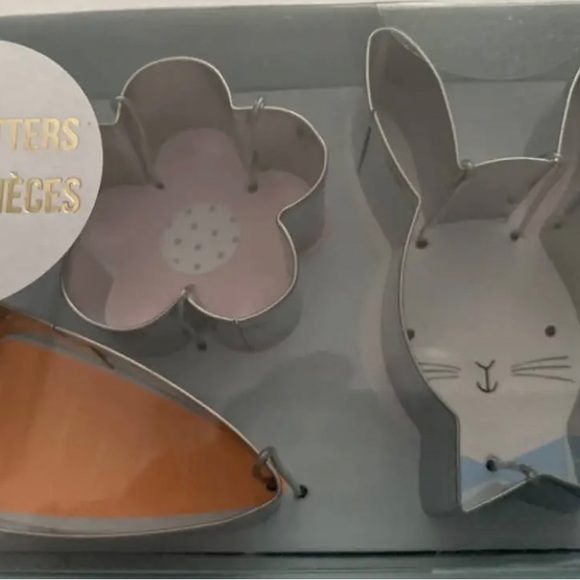 Meri Meri Easter Mini Cookie or Pie Cutters Set 5 NIB - Picture 2 of 3